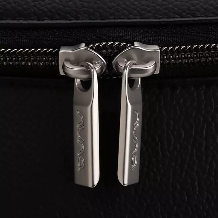 Nuna BMW Essential Bag Espresso Brown - Tas Diaper Bag Keperluan Popok Bayi Premium Multifungsi