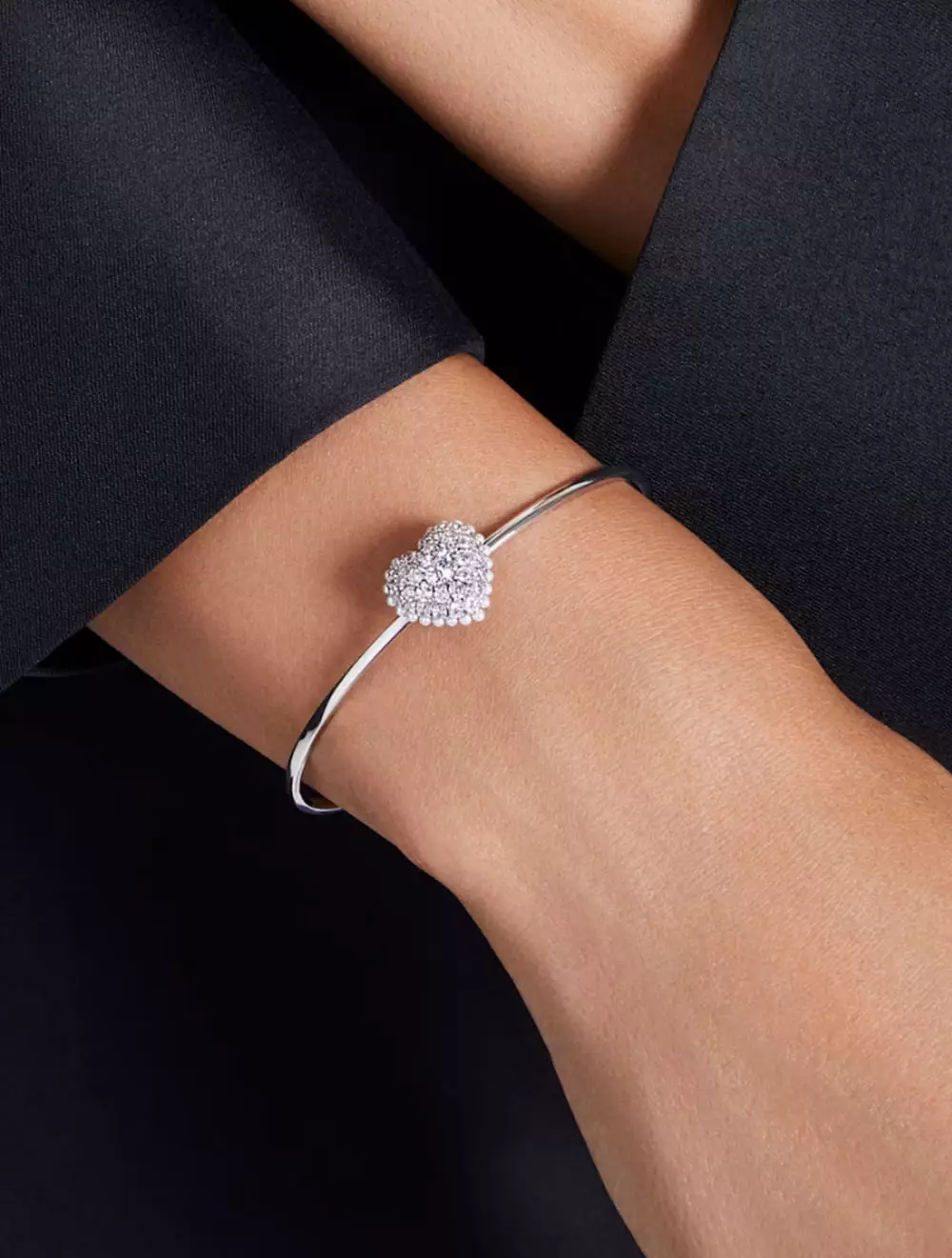 Hyperbola Bangle, Heart, White, Rhodium Plated - White