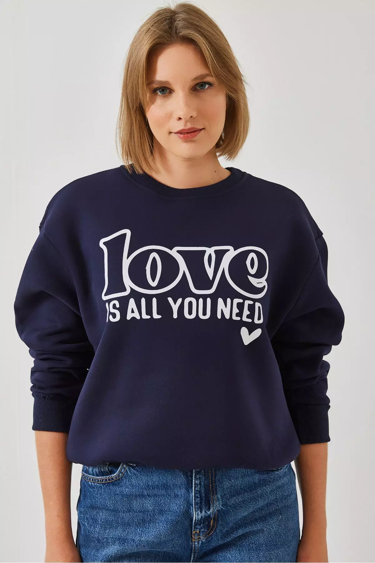 Women's Loose Cut Round Neck Sweatshirt Mbhs022 60601022