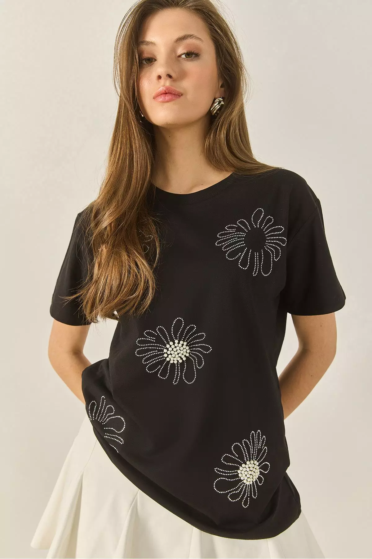 Women's Flower Motif Stone Bead Embroidered Regular Fit Cotton T-Shirt 8128 60283300