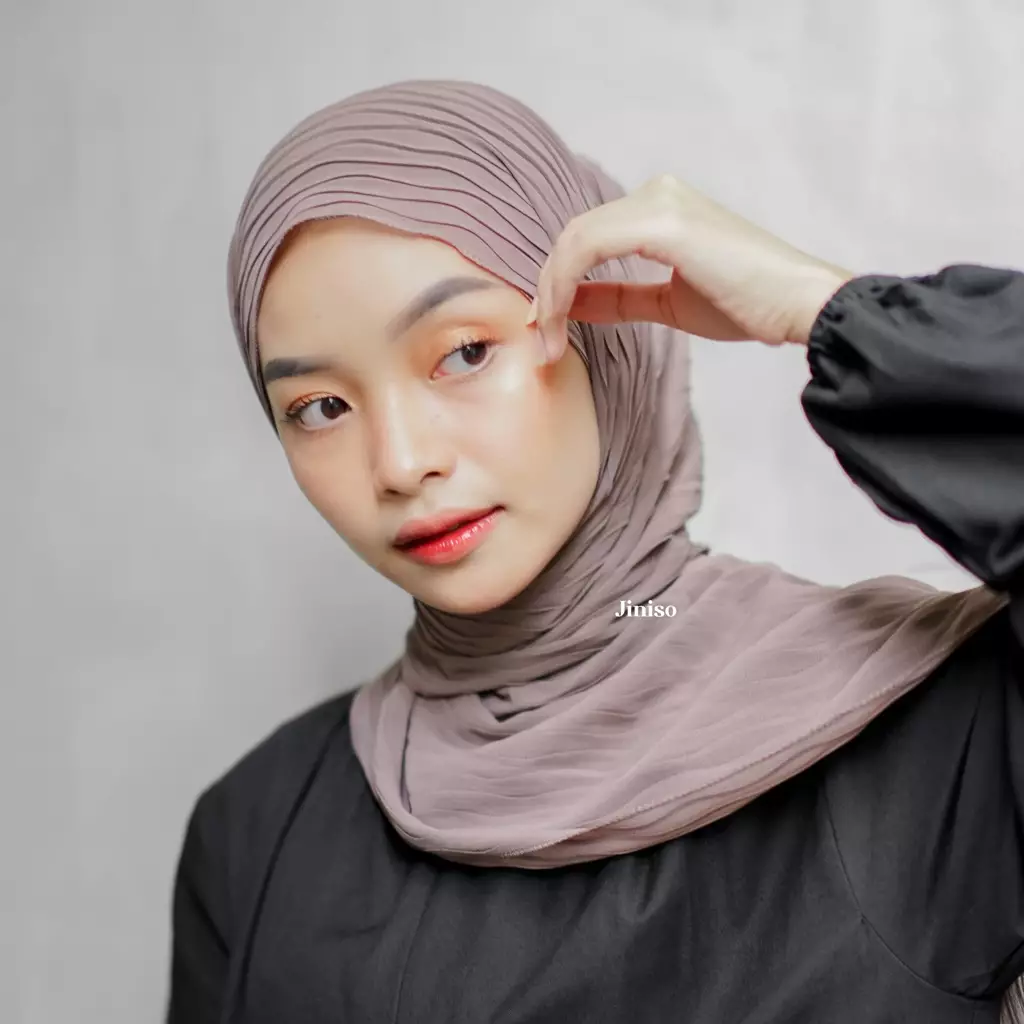 AURA Active Hijab Pashmina Full Plisket Wave