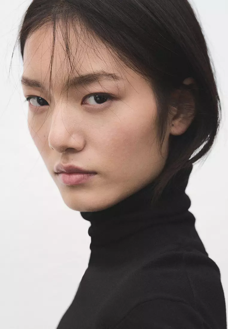 Turtleneck Knitted Sweater