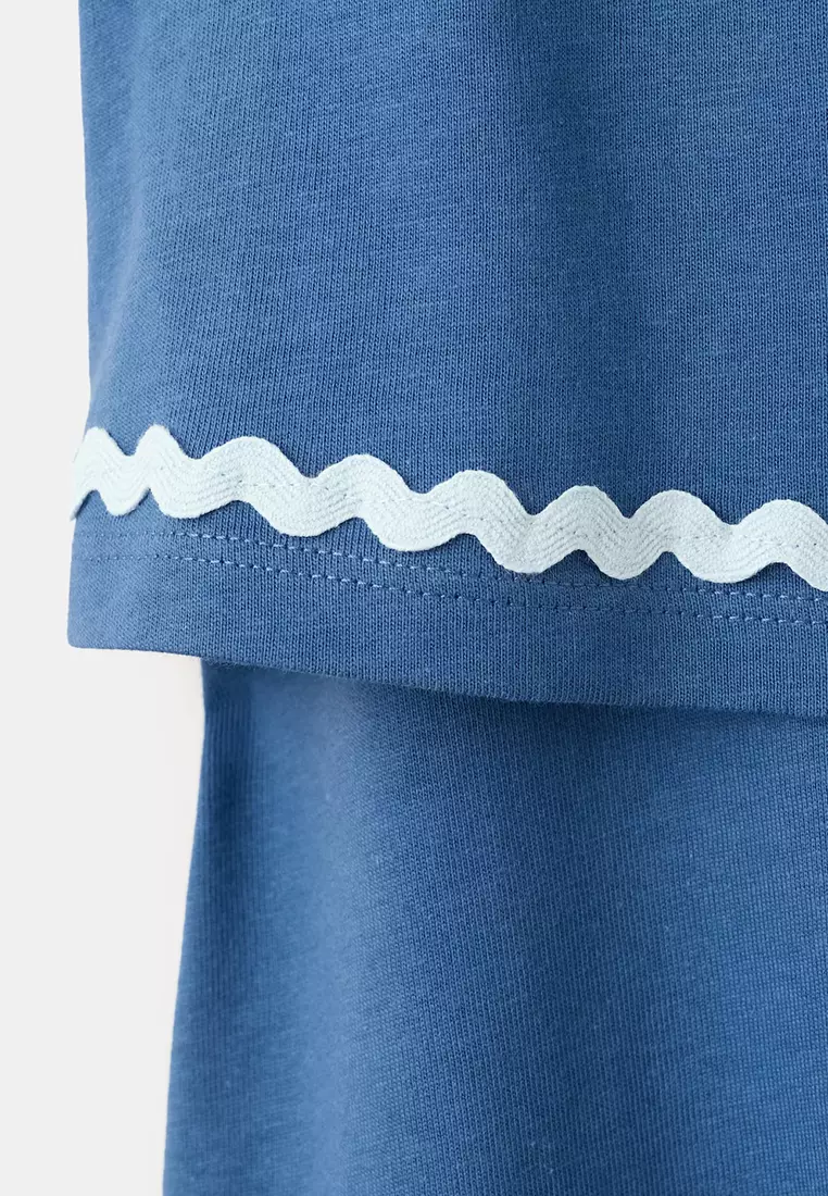 Short Dress With Scalloped Detail