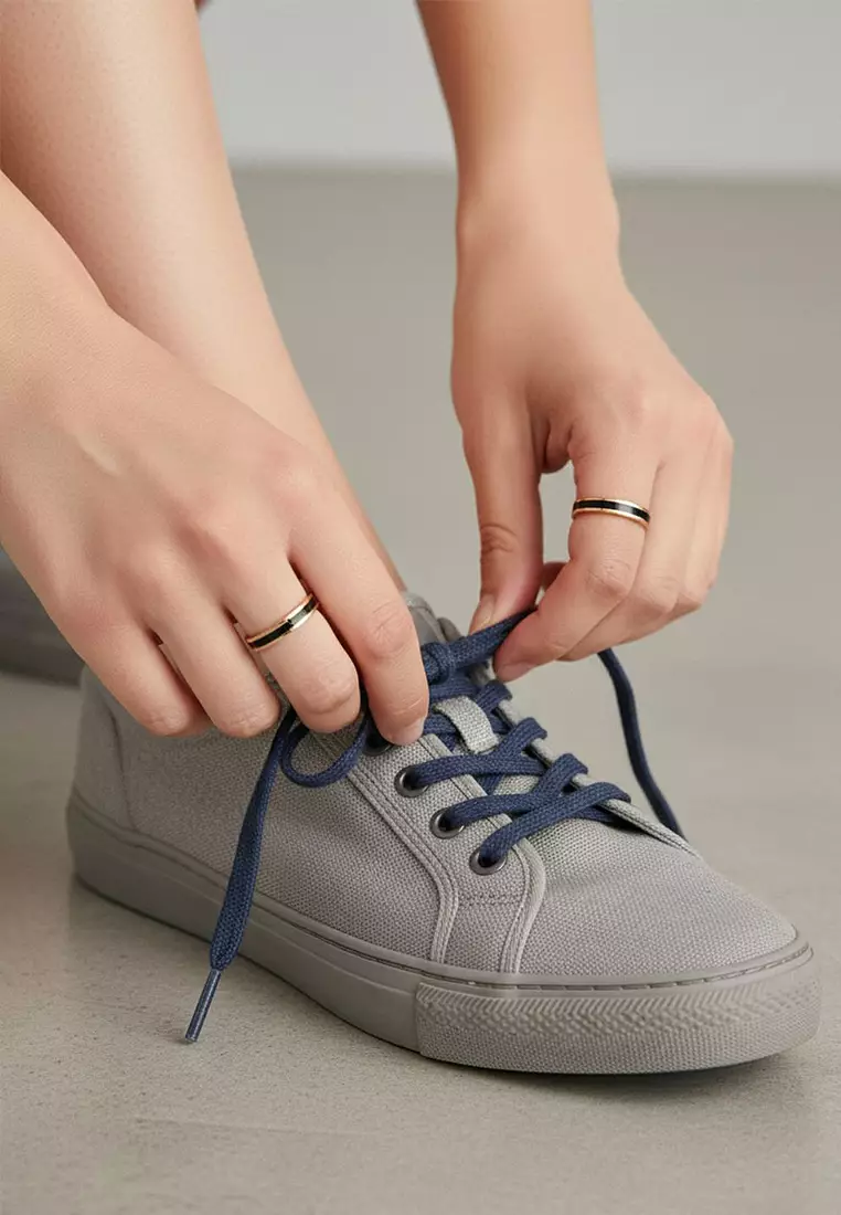Ceres Timeless Ring Black Enamel Ring in Rose Gold