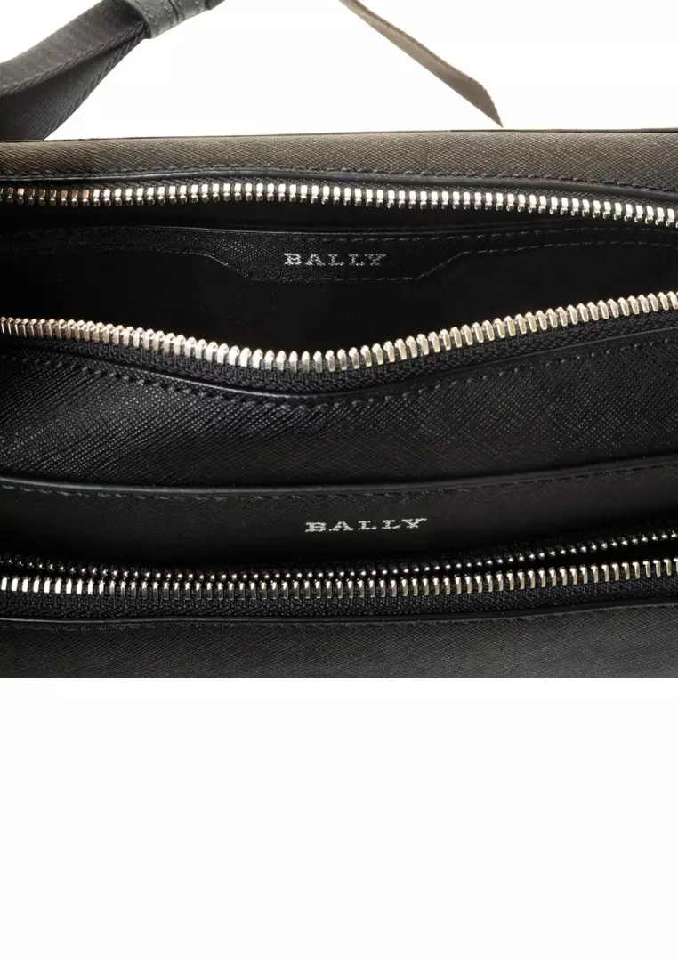 Darbi.O Leather Messenger Bag - Black