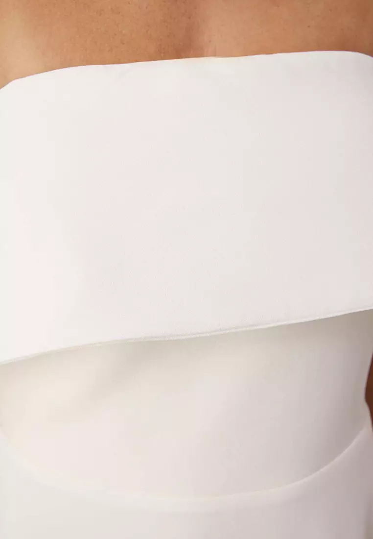 White Neckline Detail A Line Stylish Evening Dress