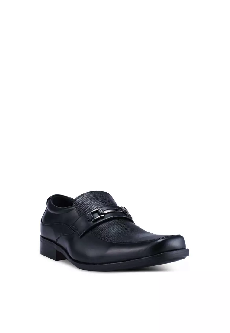 Business & Dress Shoes