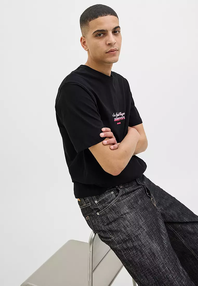 Short Sleeves Chest Crew Neck Tee