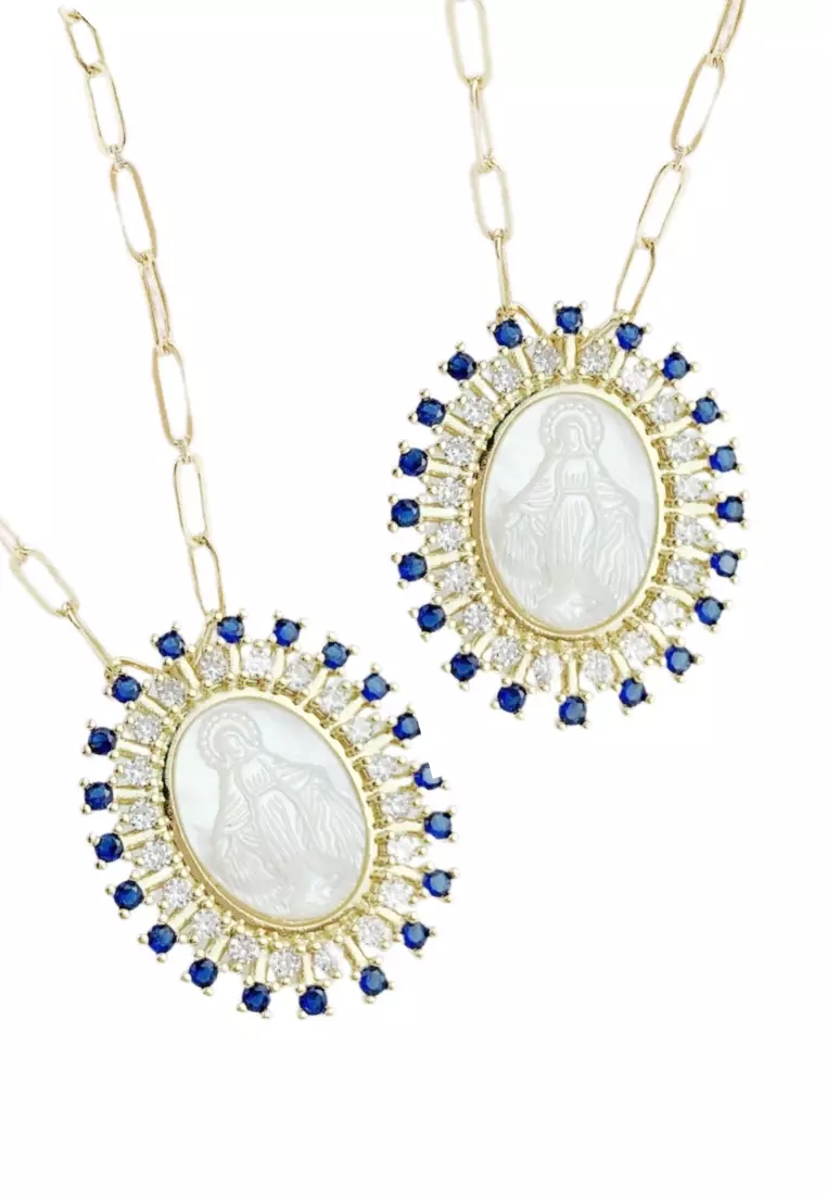 Matching top miraculous necklace