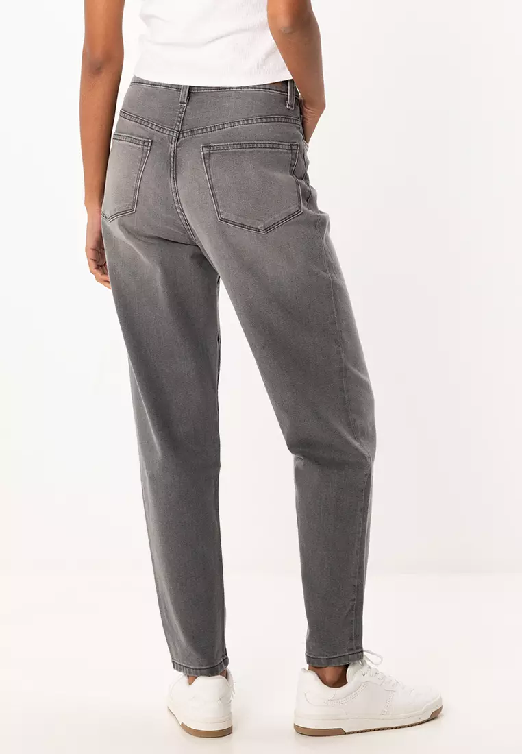 Quantic Tapered Mom Jeans