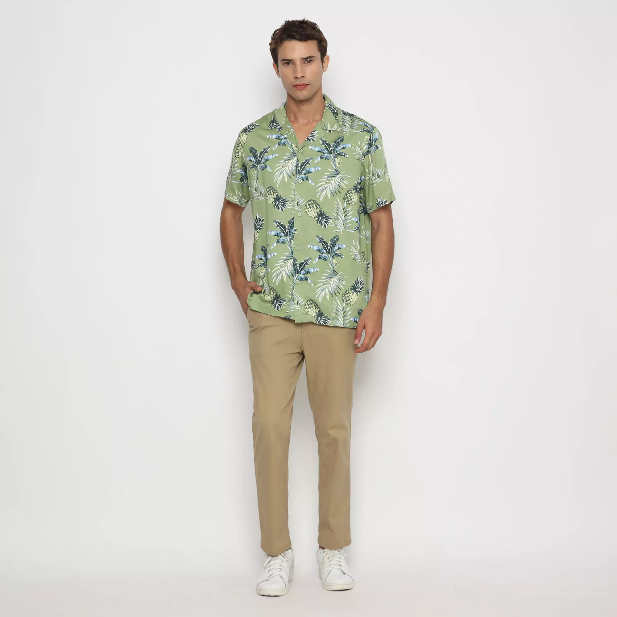 Platini Kemeja Motif Pria Lengan Pendek Katun Hijau 73458