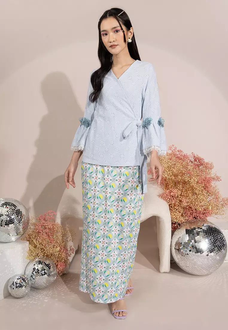 Lace Wrap Top With Knit Skirt Kurung Set