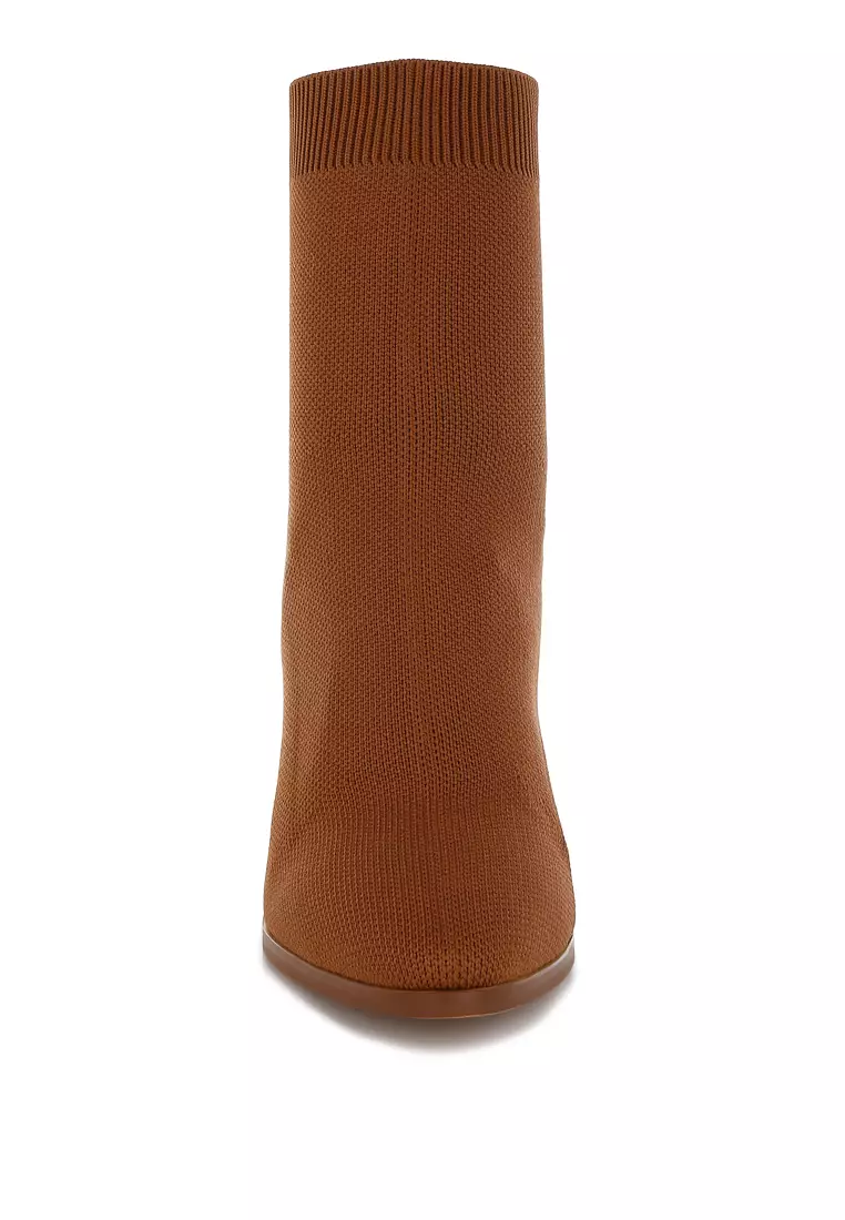 Sepatu bot Flyknit Ankle Warna Camel