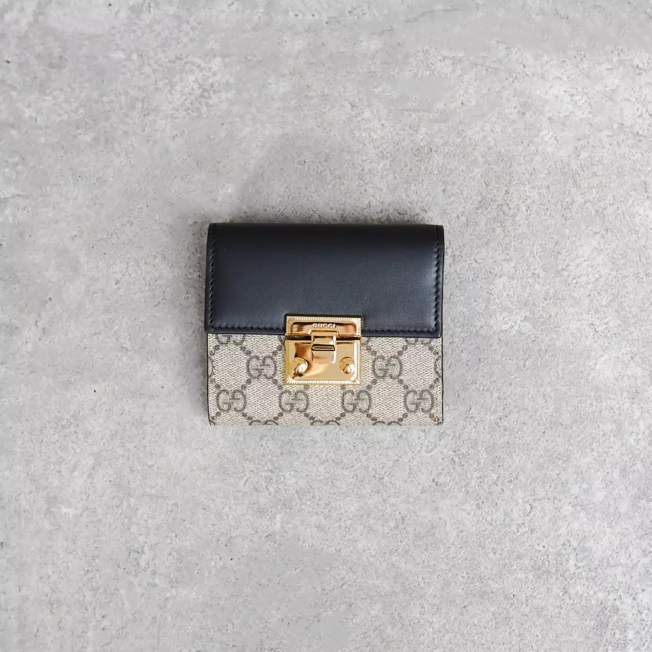 Dompet GUCCI GG MONOGRAM BEIGE BLACK LEATHER FLAP TRIFOLD WALLET 100% ORIGINAL