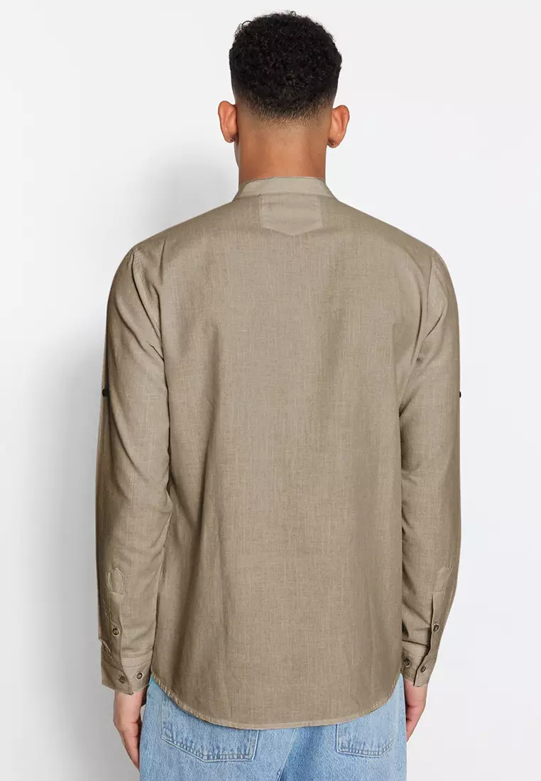 Prevailing Collar Slim Fit Shirt