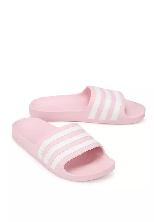 Adilette Aqua Slides