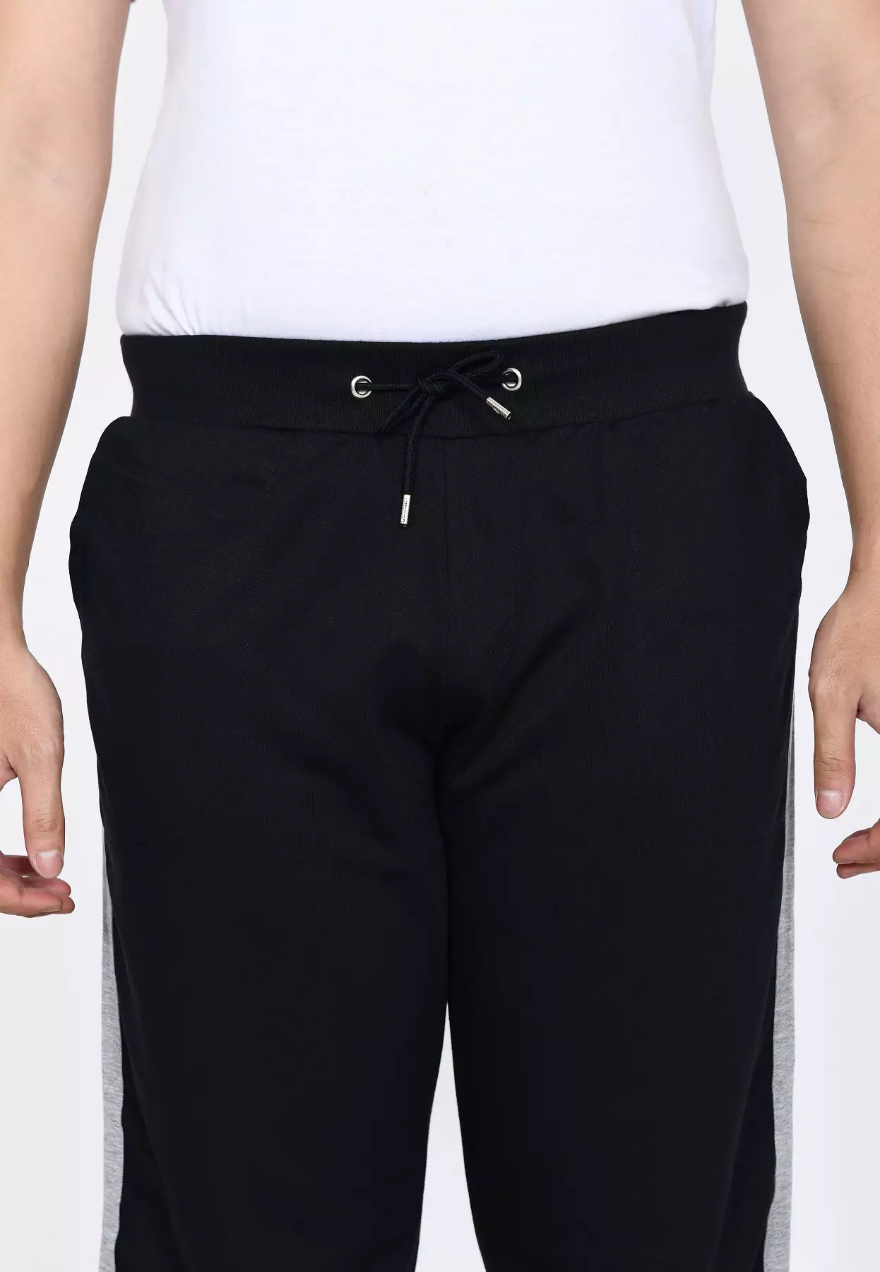 Celana Panjang Pria - Sporty Jogger Pants Black With Side Tape