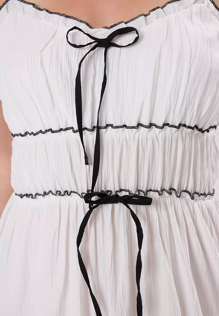 White Textured Ribbon Detailed Piping Beach Dress Tbess25El00147