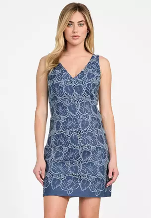 green emerald velvet dress Guess Women's Dresses Contemporary, Wine,2 at Amazon Women's Clothing store