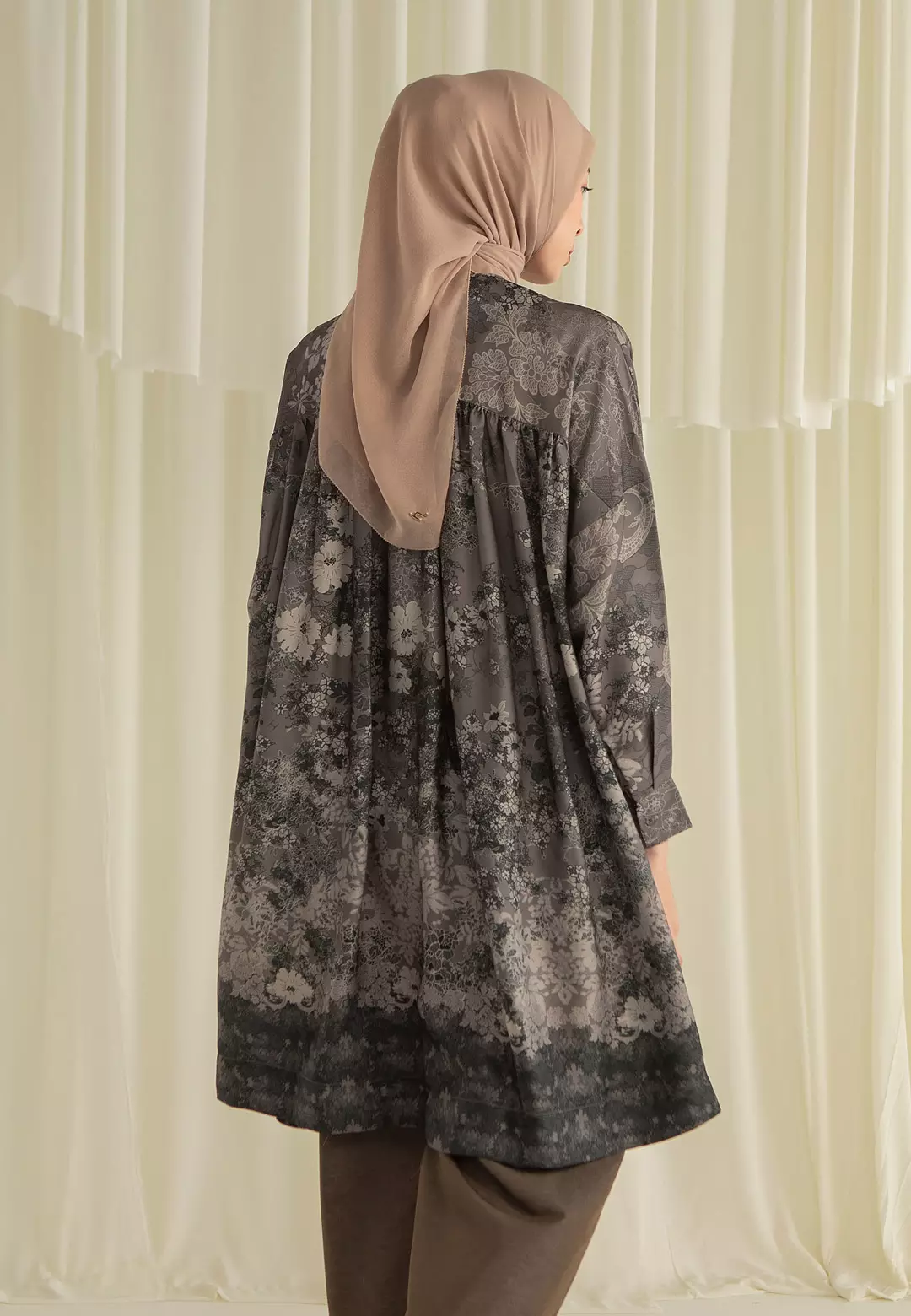 HijabChic Rowena Tunic Olive Ash - Tunik Lebaran Anggun Motif Floral