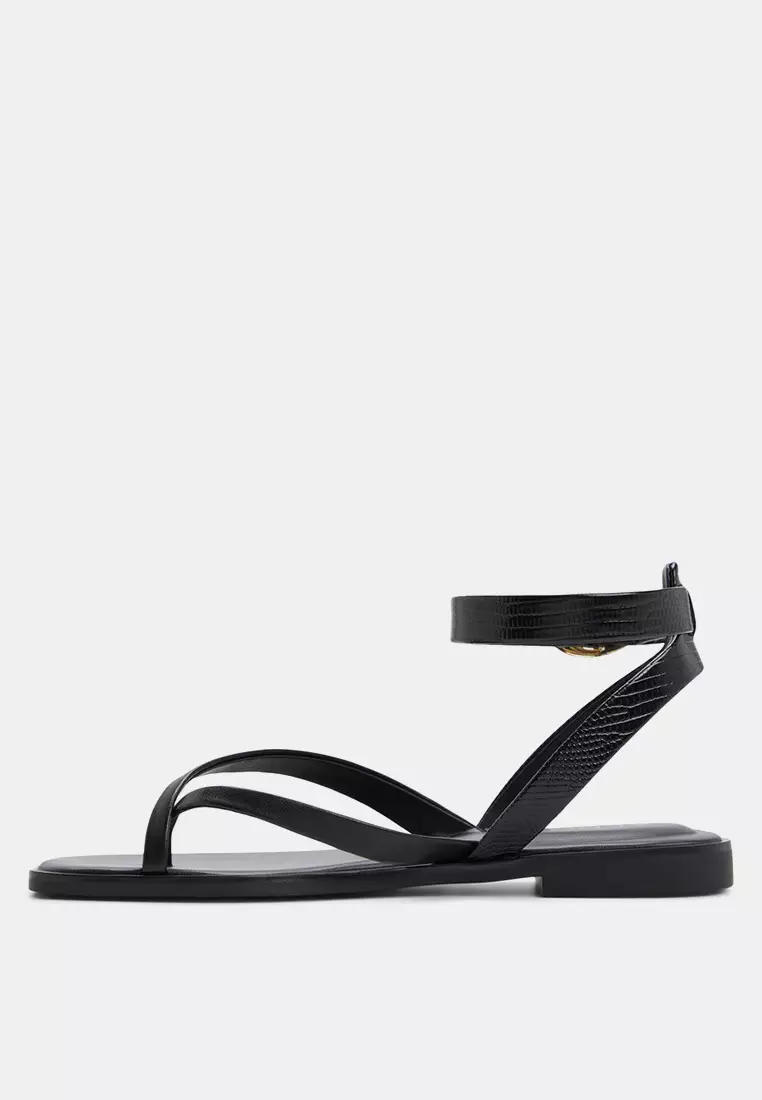Daressi Flat Sandals