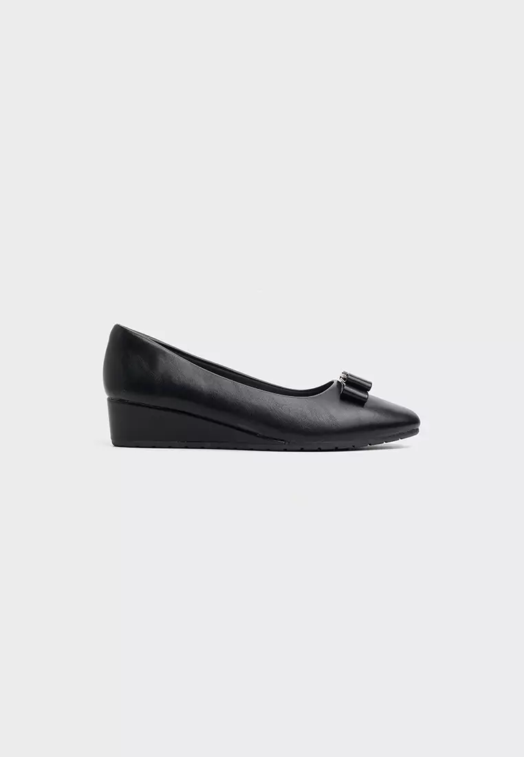 Discount on ALBERTO  shoes - SKU: cushOn Women's Elia Wedge Shoes