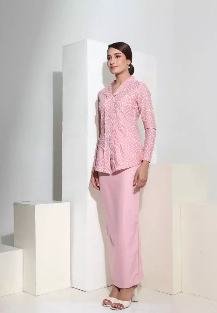 Kebaya Midi Batik Moden