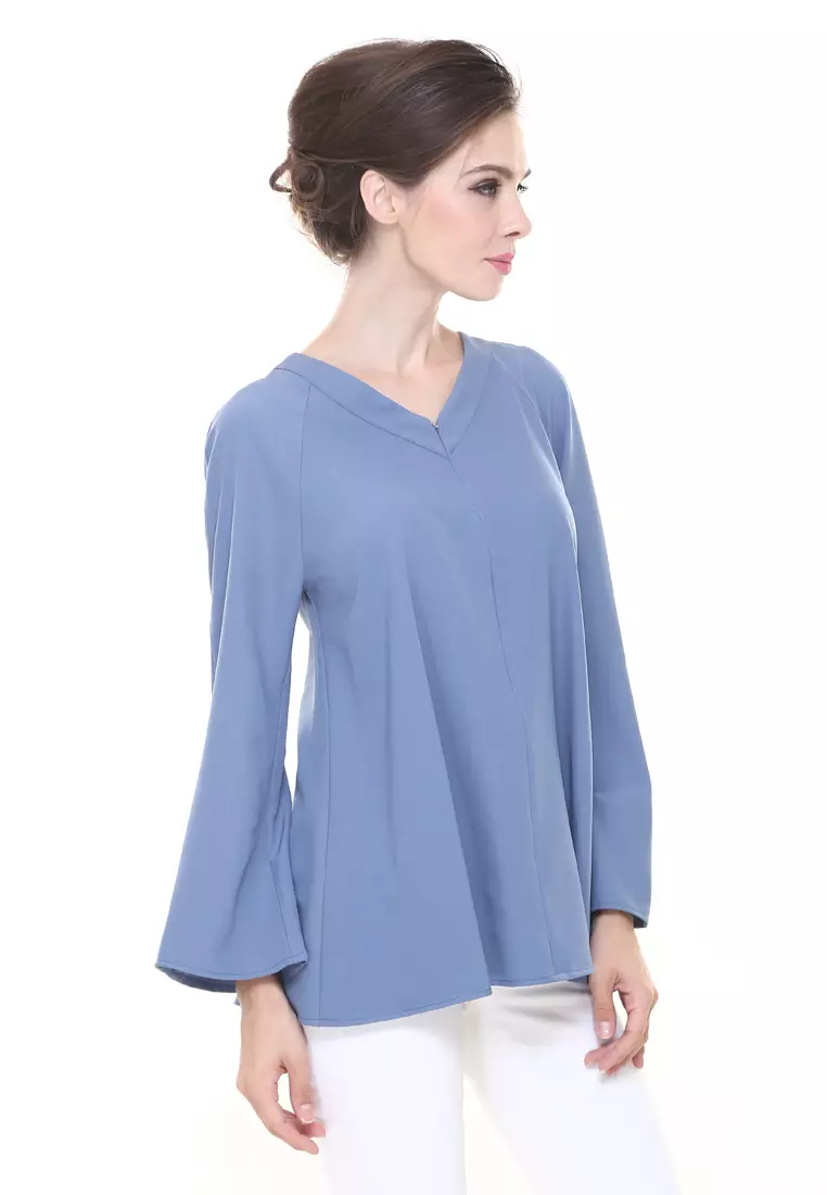 Vivi Top in Dusty Blue