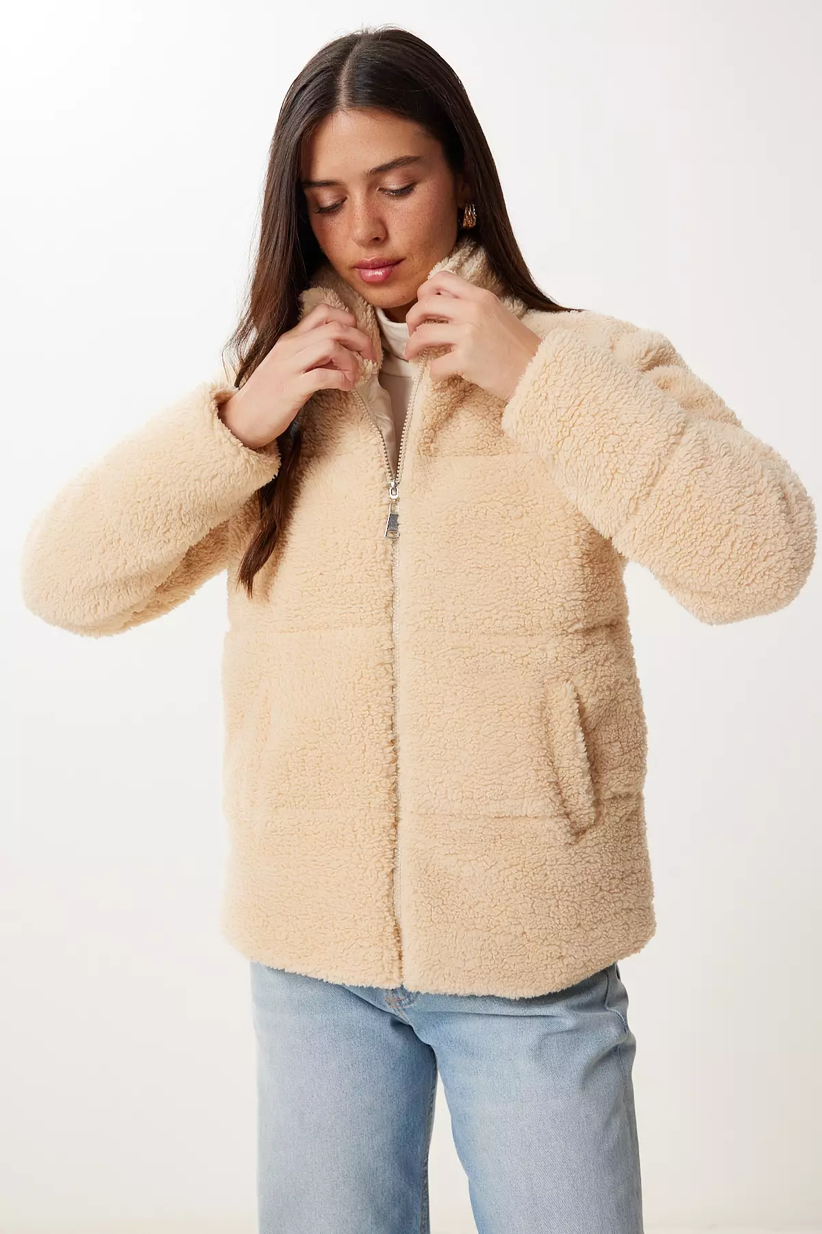Women's Latte Soft Textured Plush Coat Dd01370