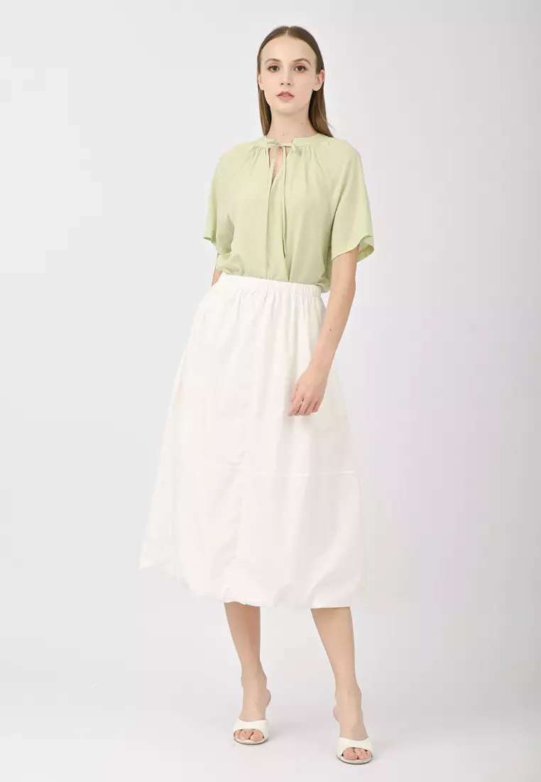 极简风衬衫上衣