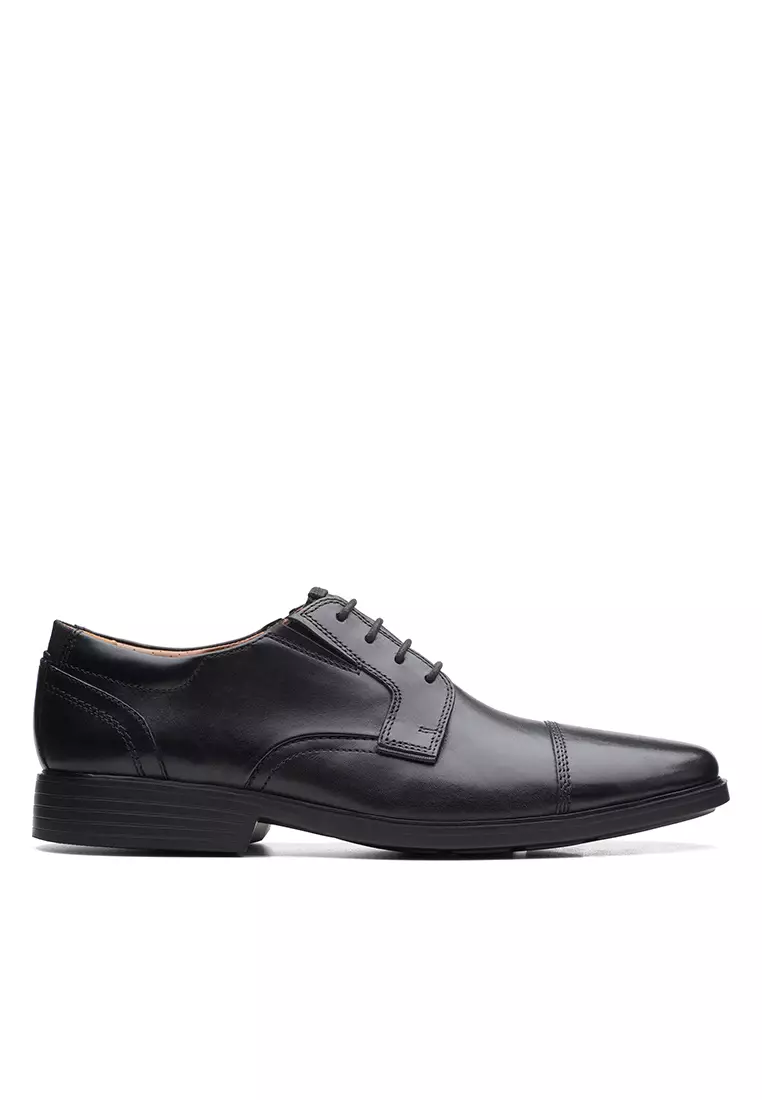 Clarks smart hot sale shoes