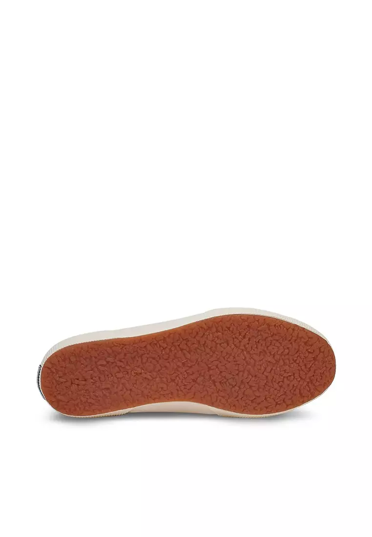 2750-Cotu Classic