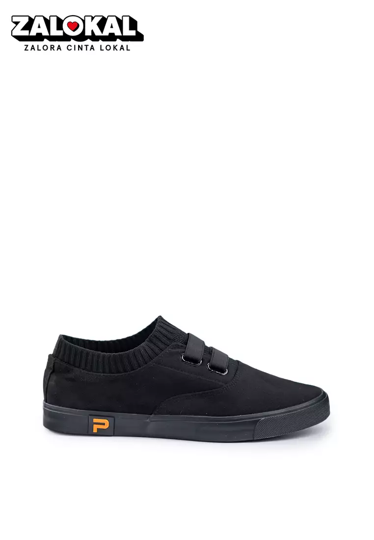 Model sepatu slip on top