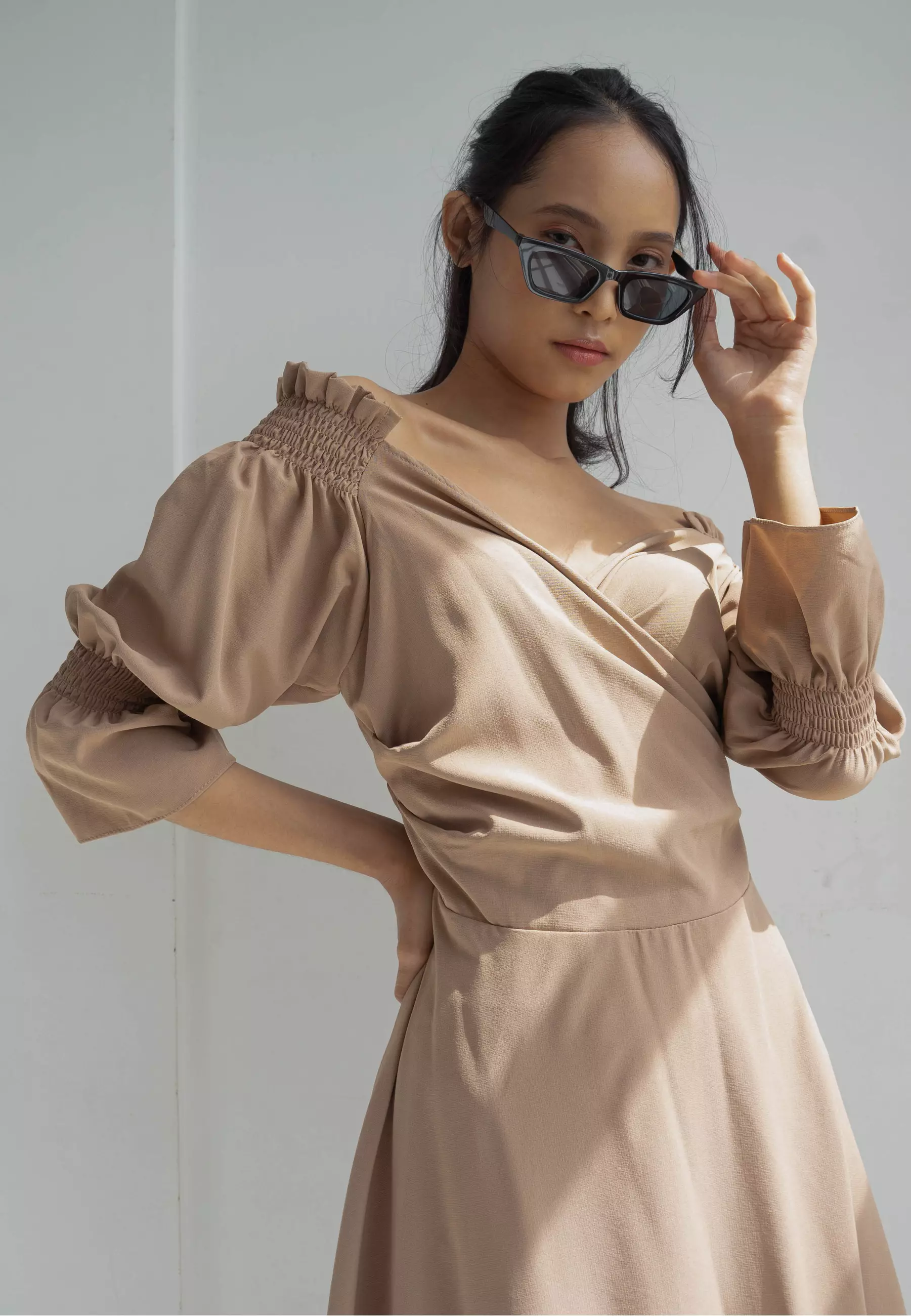 Houseofcuff Blossom Dress in Mocca Dress Crepe Model Sabrina