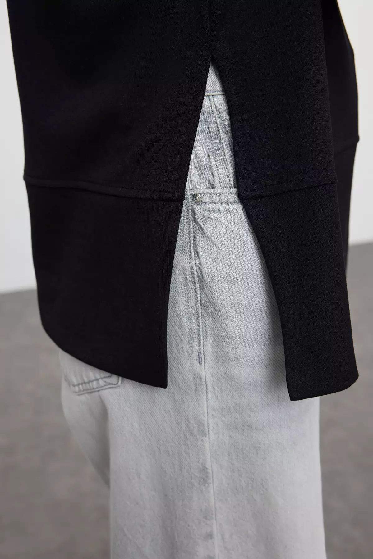 Slits Detail Sweatshirt