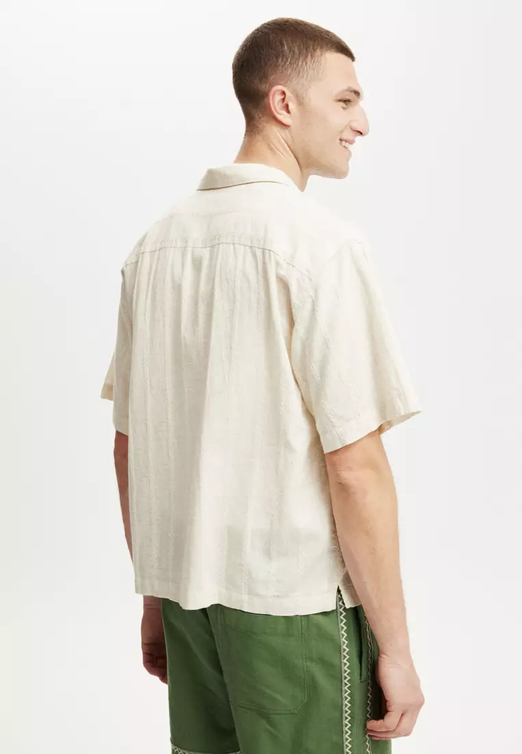 Box Fit Short Sleeve Shirt