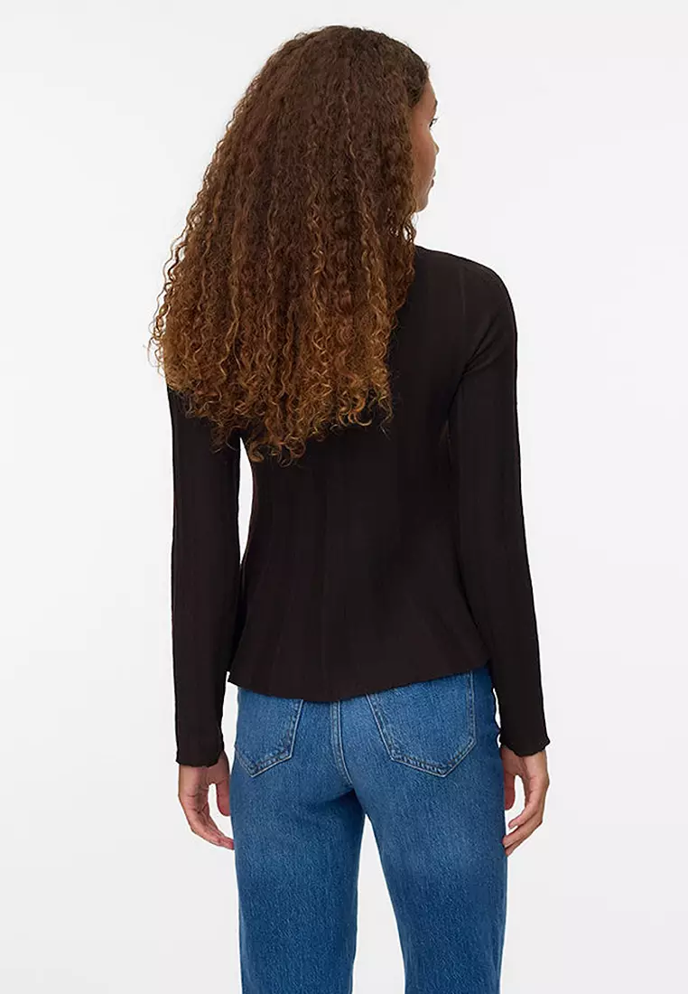 Long Sleeve Round Neck Sweater