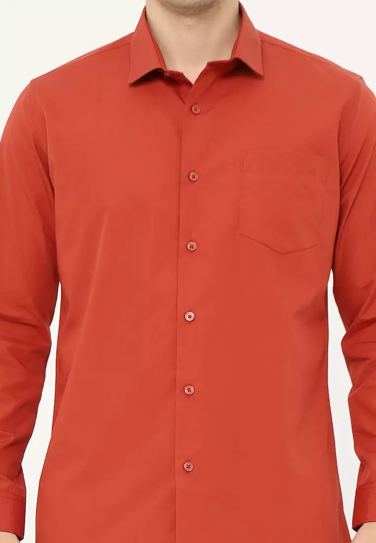MAGINOT Kemeja Pria Basic Polos Panjang TERRACOTTA