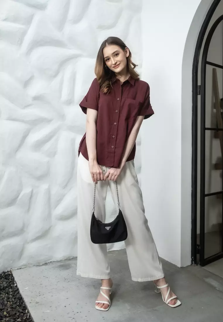 Urban Exchange Kemeja Alisha Maroon - Kemeja Basic Lengan Pendek