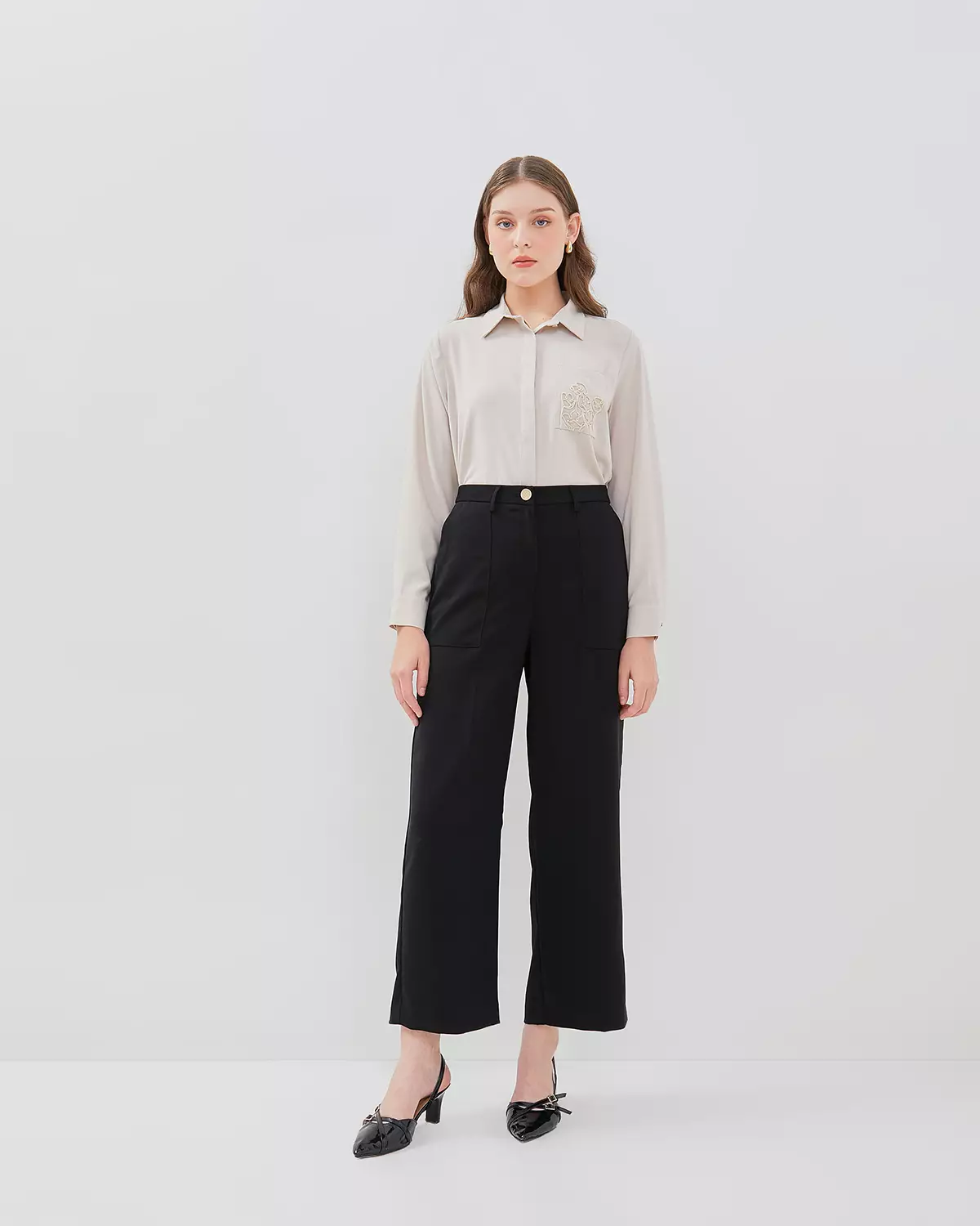 WOMEN'S BLACK HIGHWAIST STRAIGHT PANTS