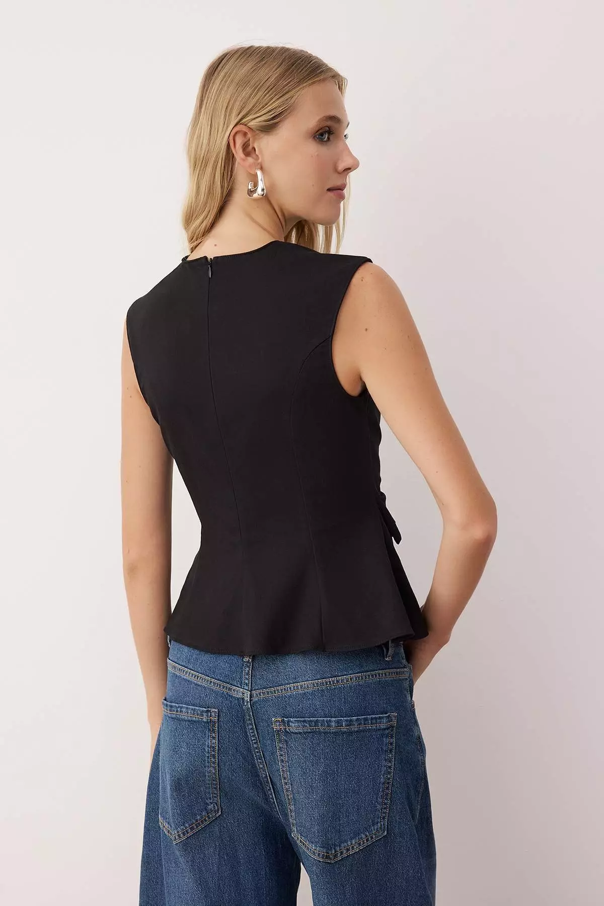 Black Cotton Gabardine Peplum Pocket Detailed Woven Blouse
