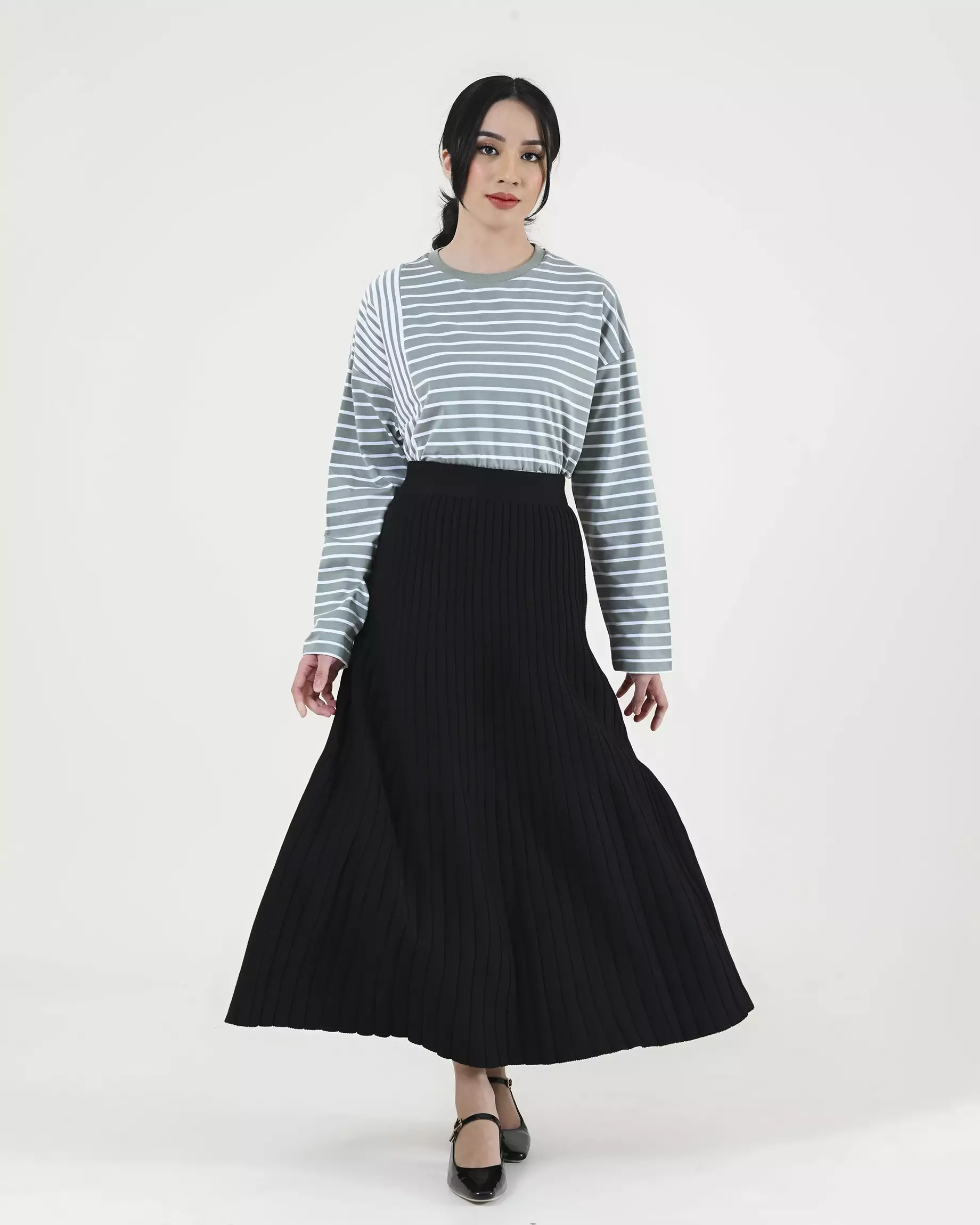 Geulis.id ANALA KNIT SKIRT - Black