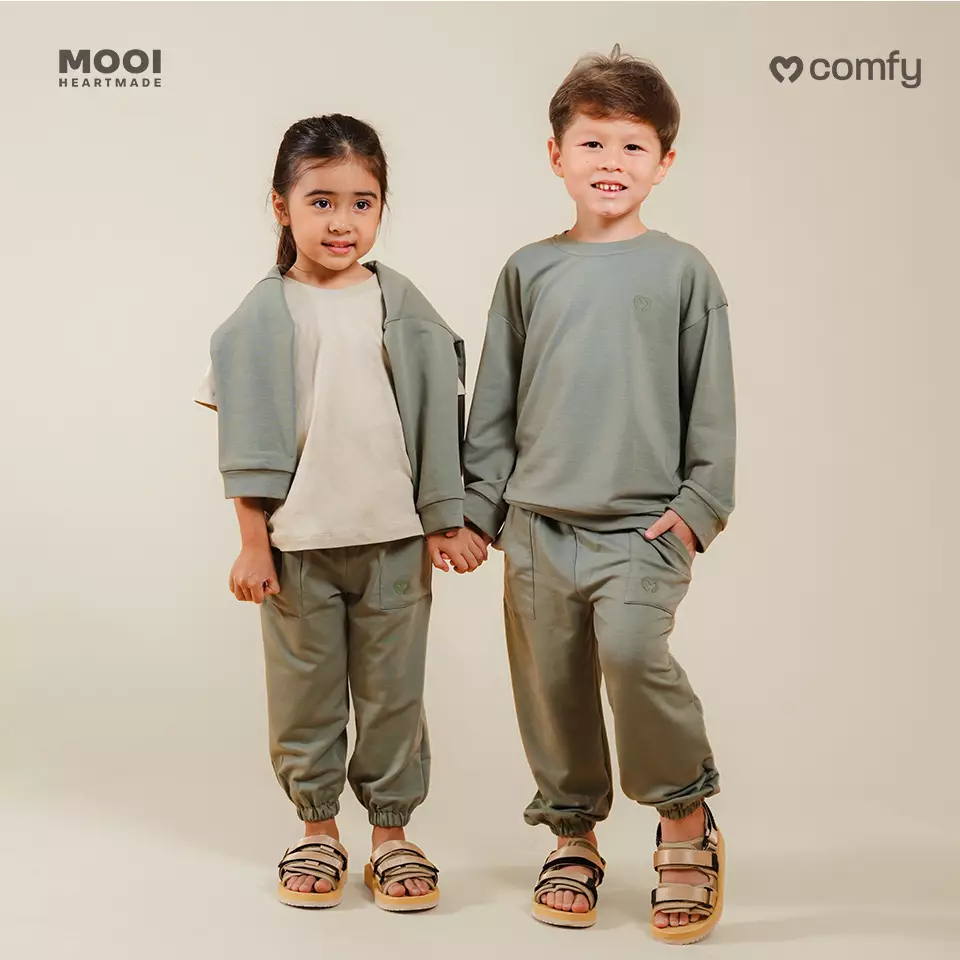 Mooi Celana Jogger Anak Comfy Jogger Pants Kids - Sage Green