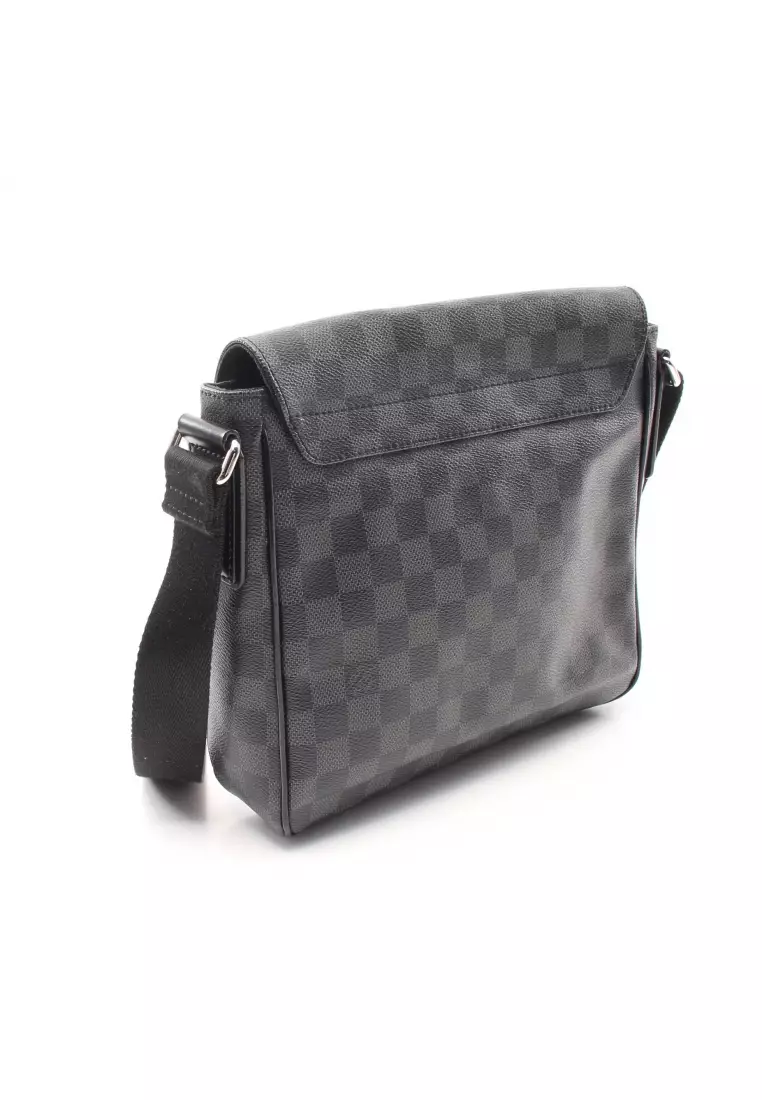 Buy Louis Vuitton Pre loved Louis Vuitton District PM Damier