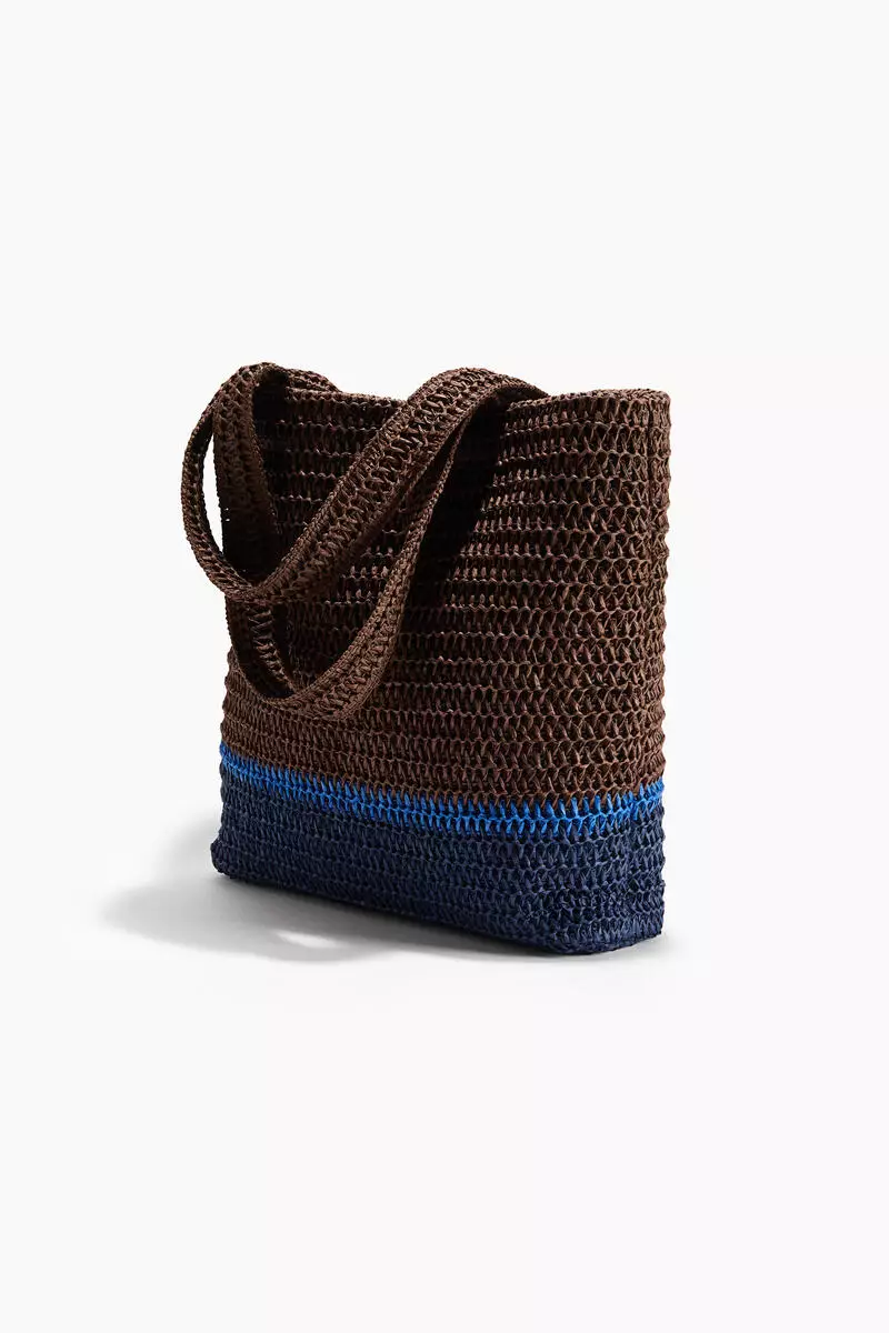 Straw tote bag