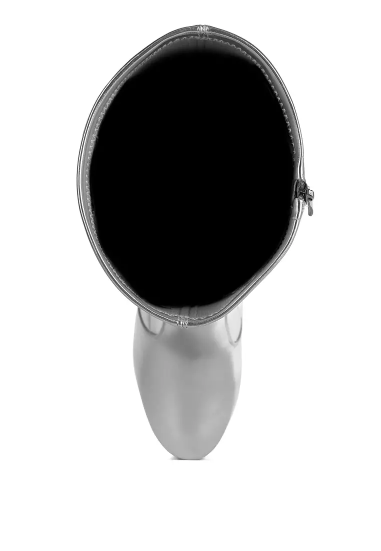 銀色金屬皮革長靴