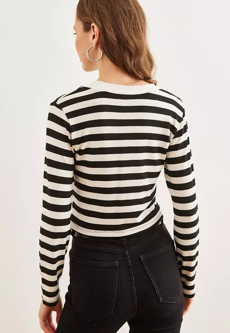 V Neck Soft Touch Flexible Blouse