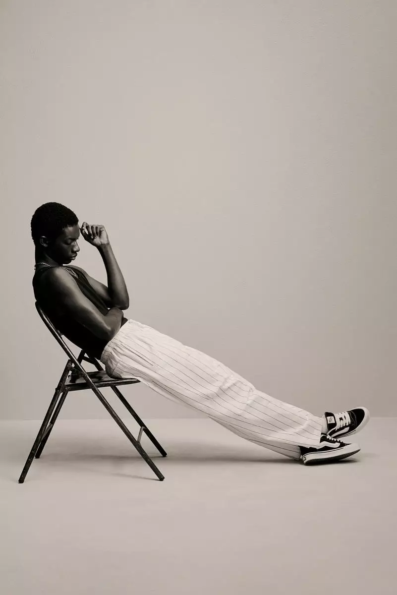 Loose Fit Twill trousers