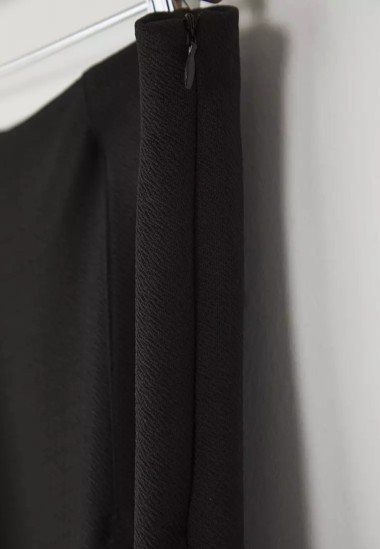 Black Culotte Fit Cutout Detail High Waist Knitted Plus Size Trousers TBBSS25AR00041