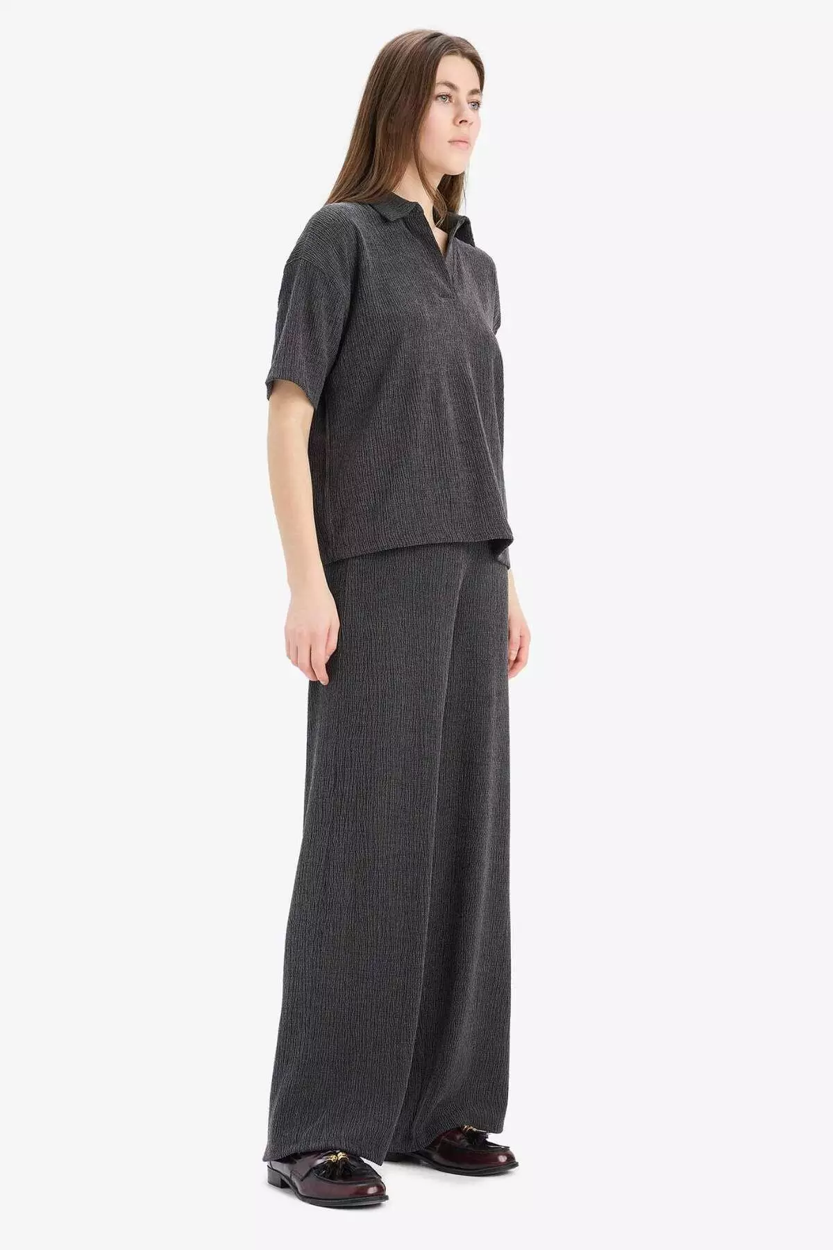 Wide Leg Wide Loose Leg Wrinkle Pants E3232Ax25Sp